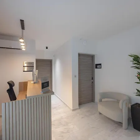 Sokio Attiki Hotel, Bw Premier Collection 4*